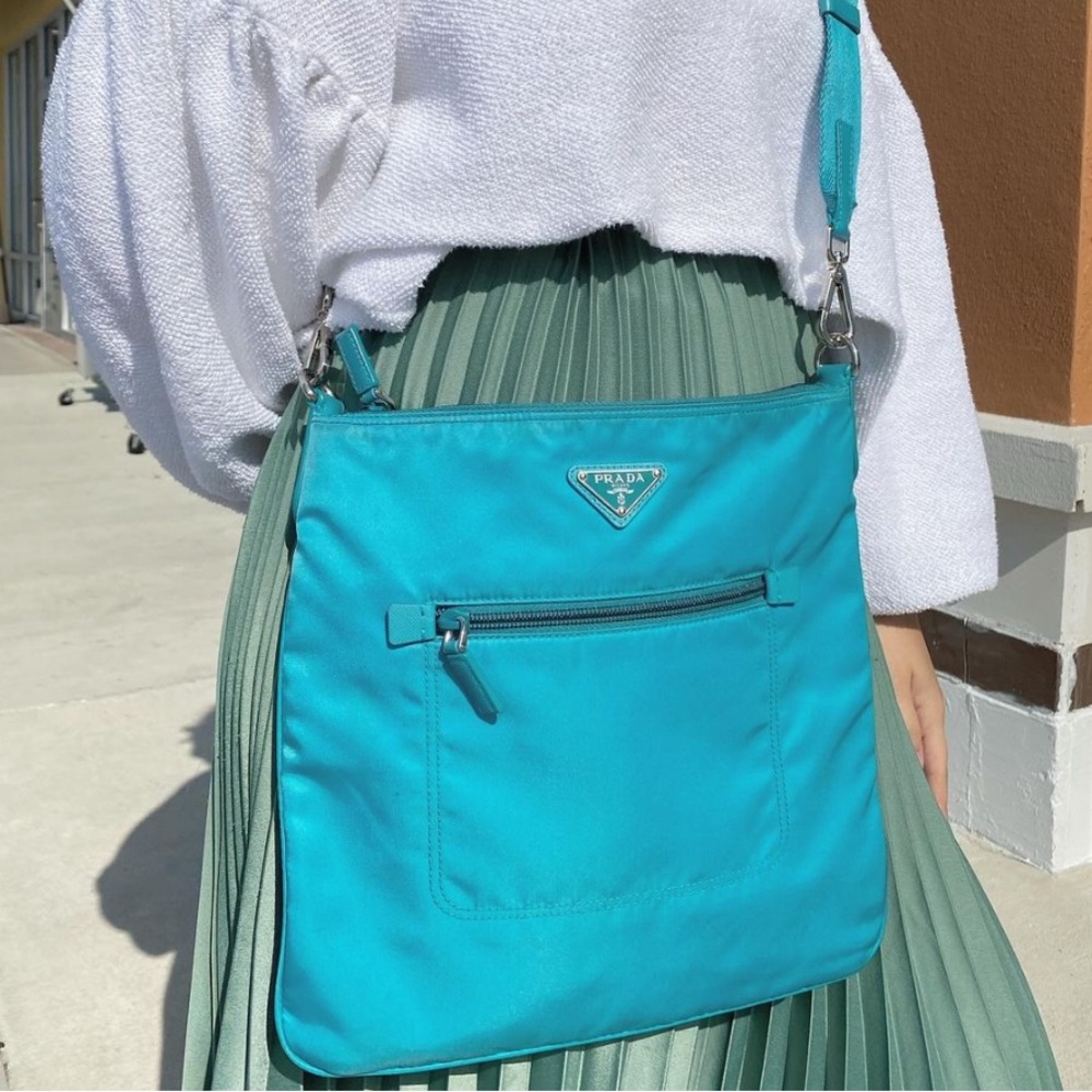 Prada Front Pocket Messenger Bag Tessuto Medium Crossbody teal - Picture 2 of 16